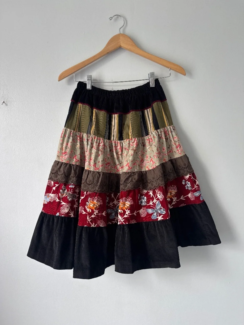 Adorable mixed print corduroy skirt